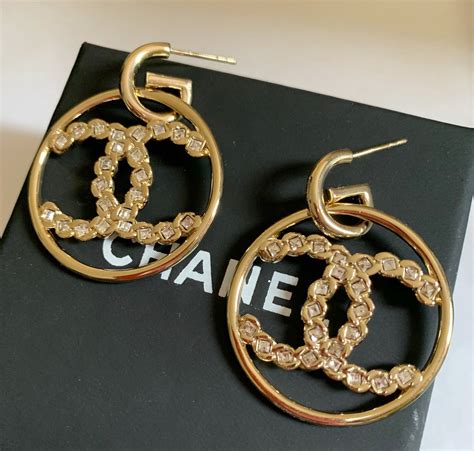 chanel earrings singapore price.